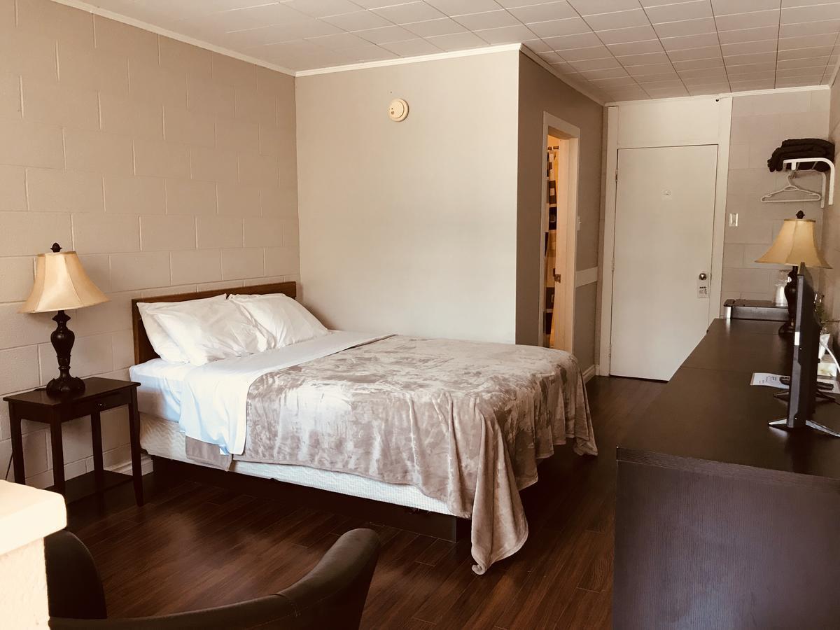 Manitou Motor Inn Esterno foto